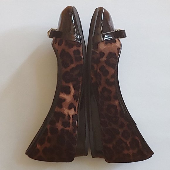 Anne Klein Tarly Leopard Animal Print Flats Size 7.5 - Picture 3 of 3